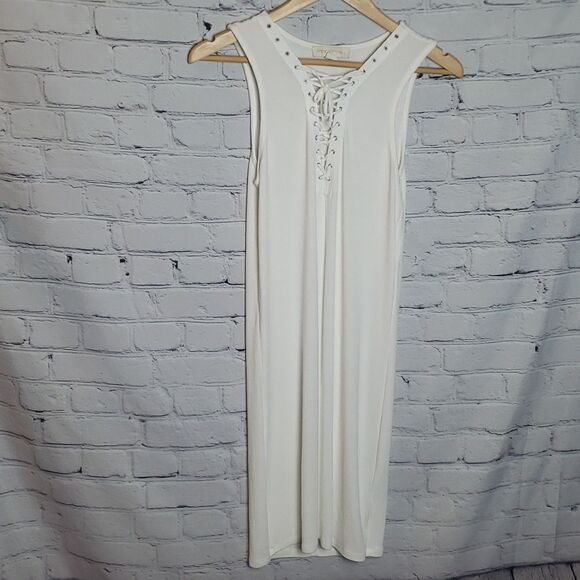 Nicki  Minaj White Dress - Picture 1 of 8